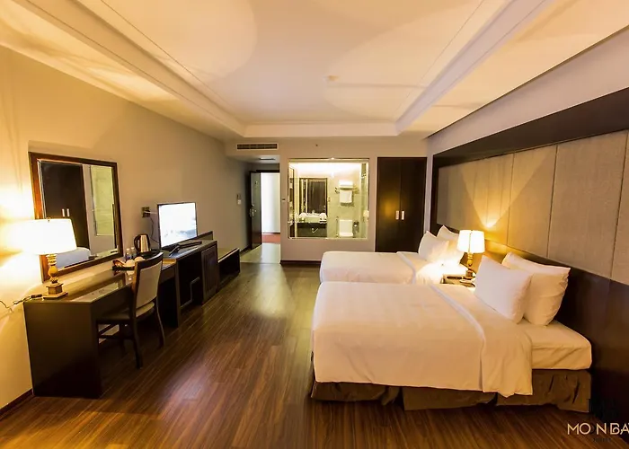 Hotel Moon Bay 3*