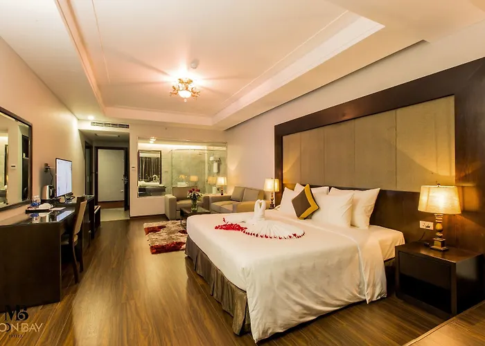 Moon Bay Hotel Ha Long